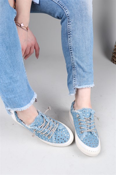 CLARA Tamamı Taş Aksesuarlı Kot Sneakers MAVİ