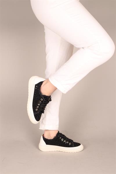 CLARA Tamamı Taş Aksesuarlı Kot Sneakers SİYAH