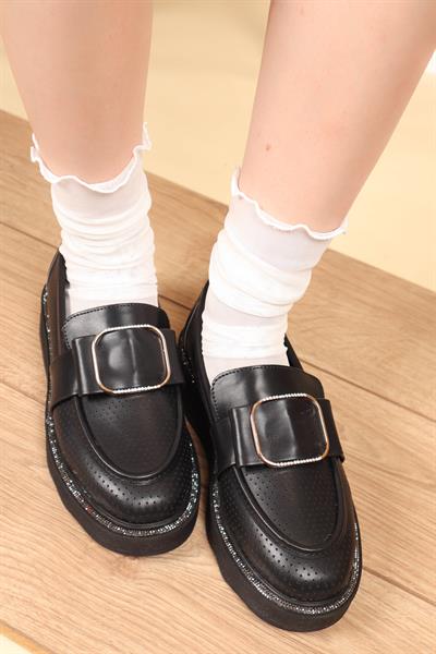 Delikli Tokalı Kalın Tabanlı Loafer SİYAH