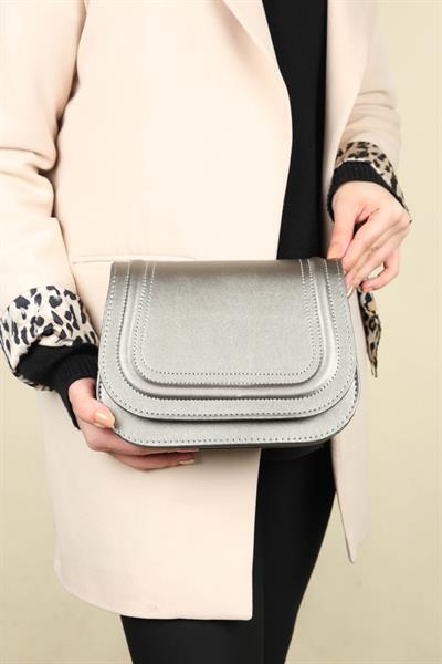 Dikişli Kapaklı Çapraz Çanta PLATİN