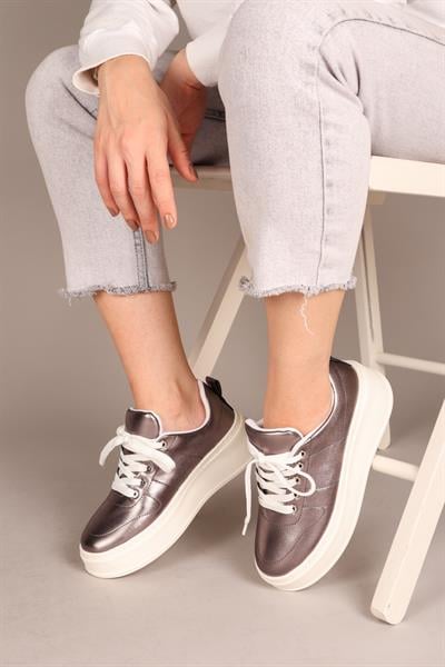 DİS Metalik Kadın Spor Ayakkabı PLATİN