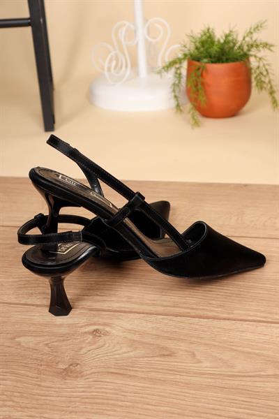 Düz Karnıyarık Stiletto SİYAH