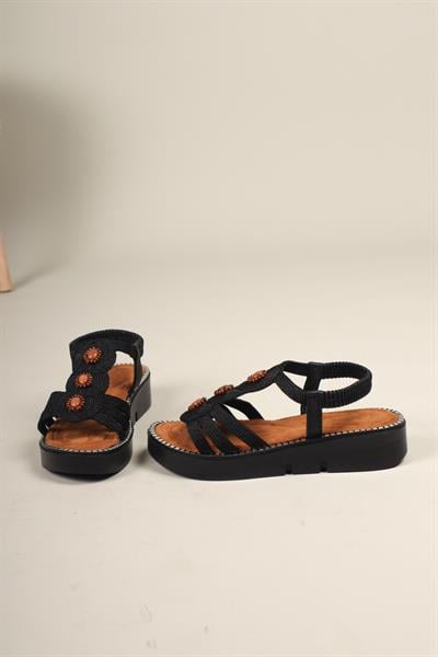 Esperanza Tahta Toka Detaylı Arkası Lastikli Sandalet SİYAH