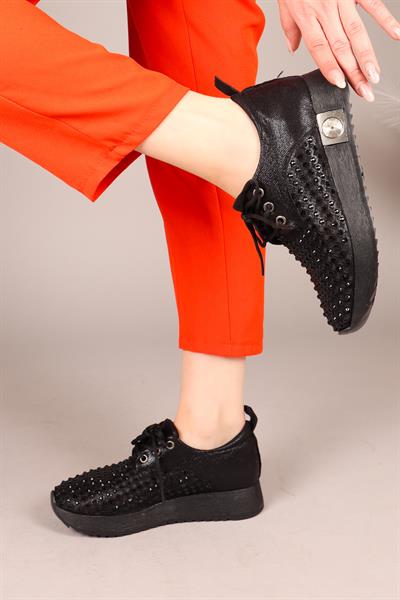 FLUFF Lazerli Taşlı Bağcıklı Sneakers SİYAH
