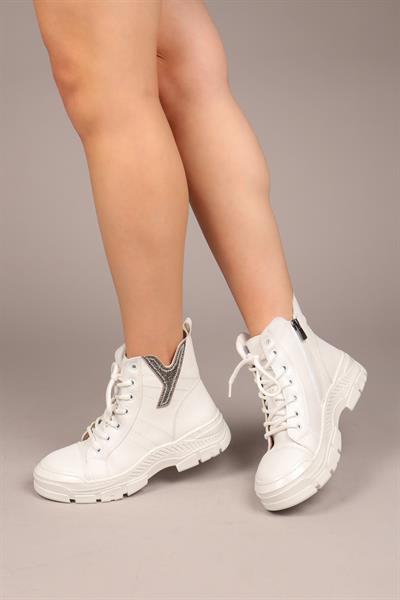 GERTRUD Taşlı Spor Bot BEYAZ