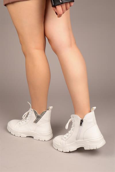 GERTRUD Taşlı Spor Bot BEYAZ