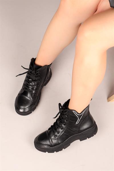 GERTRUD Taşlı Spor Bot SİYAH