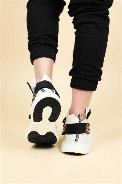 GUJA Şeffaf Taban Triko Erkek Spor Ayakkabı B