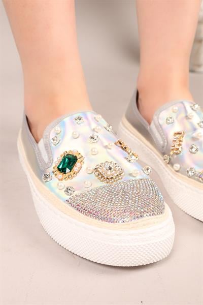 GUMMİ Taş ve İncili Sneakers GÜMÜŞ