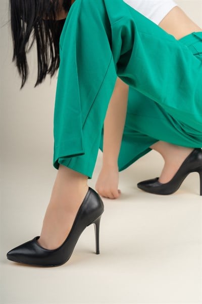 SIFA İnce Topuk Stiletto SİYAH