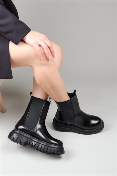 JANA Lastik Detaylı Uzun Bot SİYAH