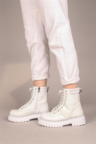 JETKA Bağcıklı Kadın Bot BEYAZ