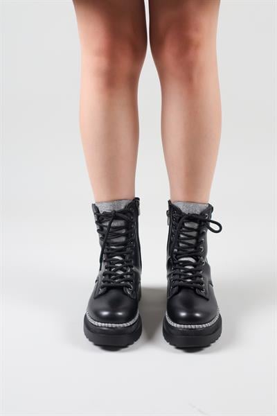 JETKA Bağcıklı Kadın Bot SİYAH