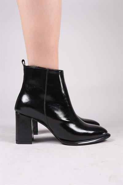 JON Düz Topuklu Bot SİYAH