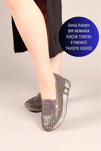 JOYRA Lazerli Taşlı Bağcıksız Sneakers PLATİN