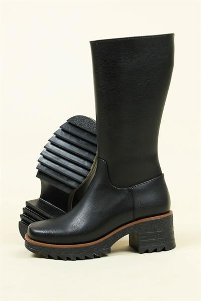 Kalın Topuk Cilt Yarım Çizme SİYAH