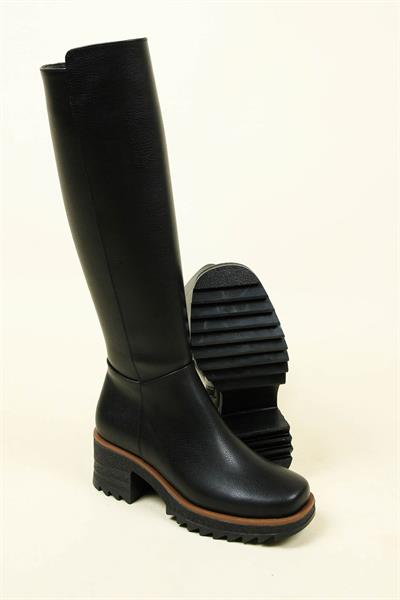 Kalın Topuklu Cilt Çizme  SİYAH