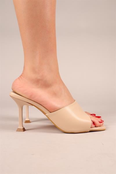 LANDAU Düz Topuklu Terlik TEN