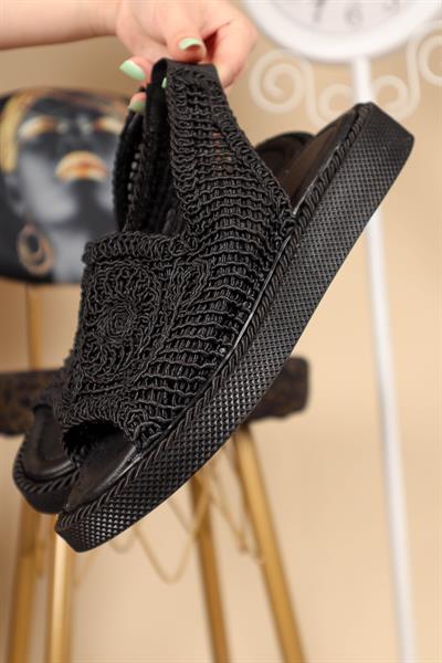 Lastikli Örgü Sandalet SİYAH