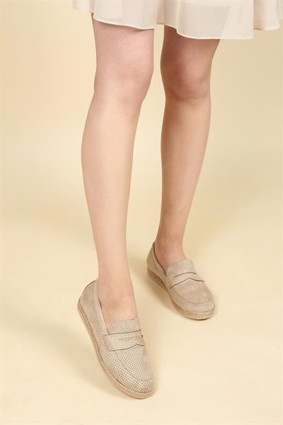Lazer Delikli Loafer NUT