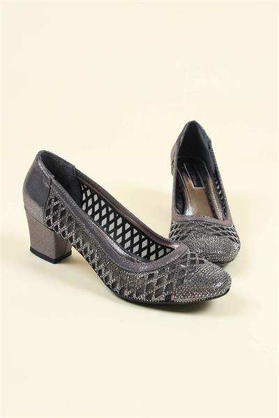 Lazer Taşlı Alçak Topuklu Ayakkabı PLATİN