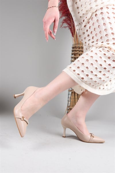 LEPEL Taşlı Gold Tokalı Stiletto BEJ