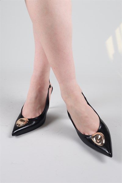 LISIA Topuk Detaylı Stiletto SİYAH