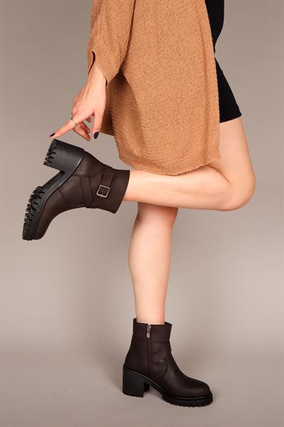 LOLA Kemerli Topuklu Kadın Bot KAHVERENGİ