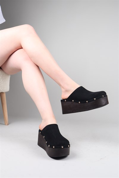 LORETO Troklu Burnu Kapalı Dolgu Topuk Terlik SİYAH