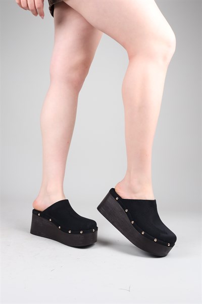 LORETO Troklu Burnu Kapalı Dolgu Topuk Terlik SİYAH