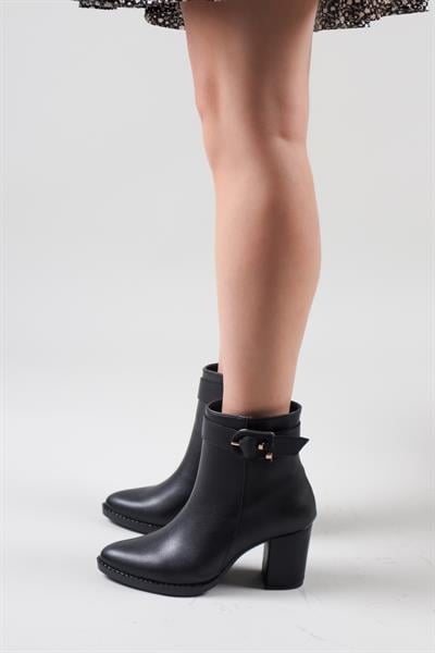 MAGDOLNA Kemerli Kadın Topuklu Bot SİYAH