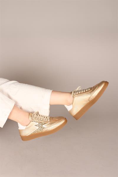 MARTA Hologram Bağcıklı Sneakers GOLD