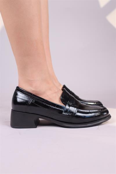 MELROSE Kroko Desenli Loafer SİYAH