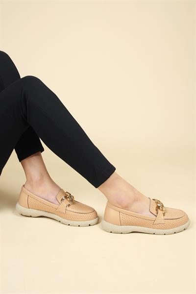 Metal Halkalı Delikli Loafer NUT