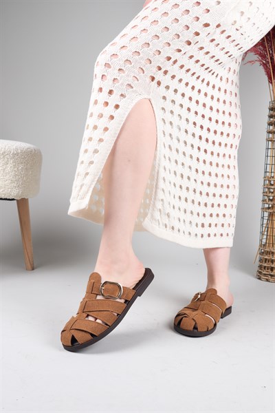 MOCHUDİ Çapraz Burnu Kapalı Süet Terlik TABA