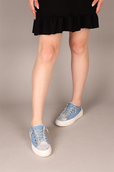 REİNA Taş Bağcık ve Aksesuarlı Kot Sneakers MAVİ