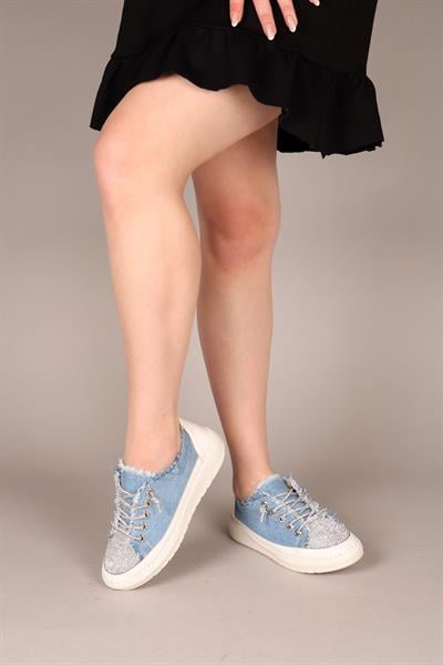 REİNA Taş Bağcık ve Aksesuarlı Kot Sneakers MAVİ