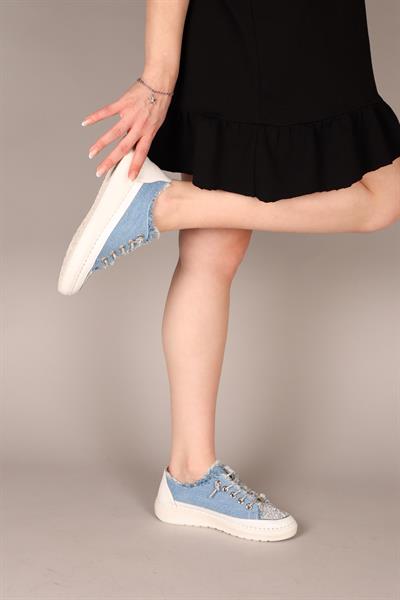 REİNA Taş Bağcık ve Aksesuarlı Kot Sneakers MAVİ