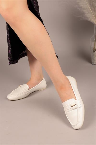 RİVA Kare Tokalı Loafer BEYAZ