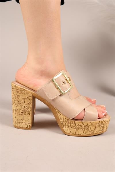 RONİKA Platform Topuklu Terlik BEJ