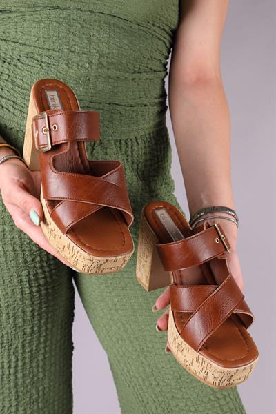 RONİKA Platform Topuklu Terlik TABA