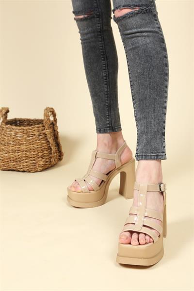 Rugan Platform Topuklu Ayakkabı NUDE
