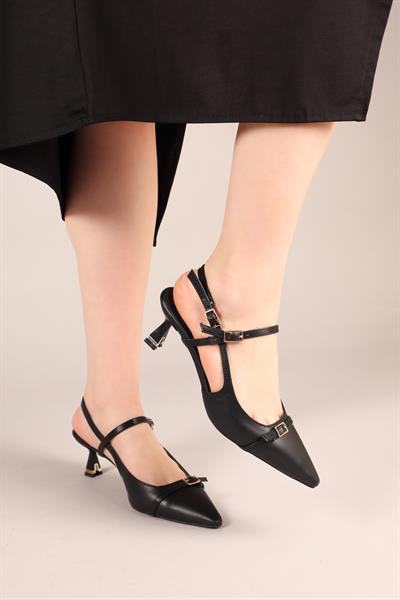 SNUGLY Tokalı Alçak Topuklu Stiletto SİYAH