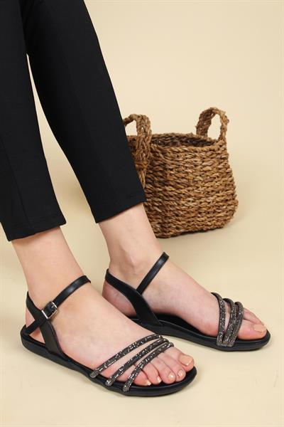 Taş Aksesuarlı Sandalet SİYAH