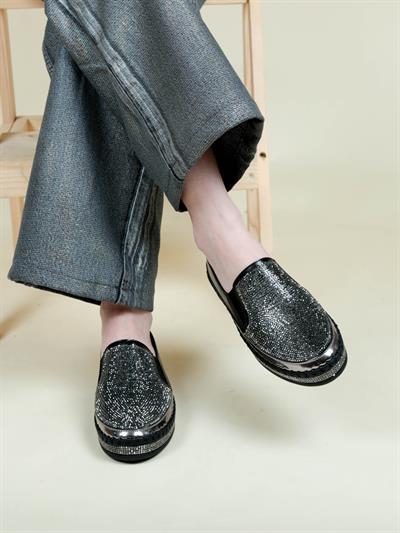 Taş Baskılı Lastikli Sneakers SİYAH