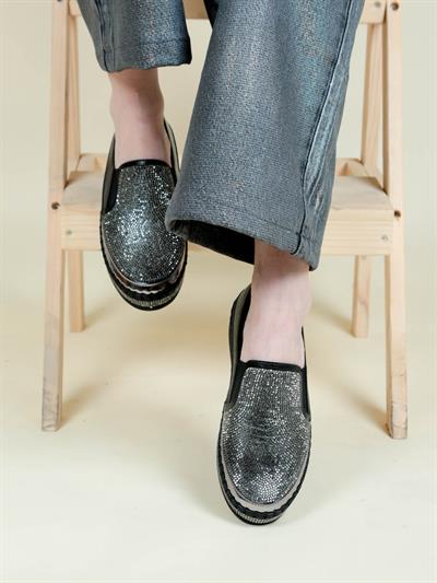 Taş Baskılı Lastikli Sneakers SİYAH