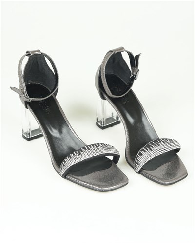 Taşlı Tek Bant Topuklu Ayakkabı PLATİN