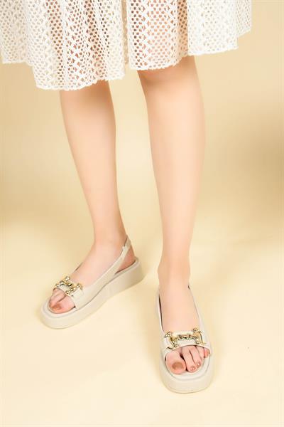 Toka Detaylı Kalın Taban Sandalet NUT