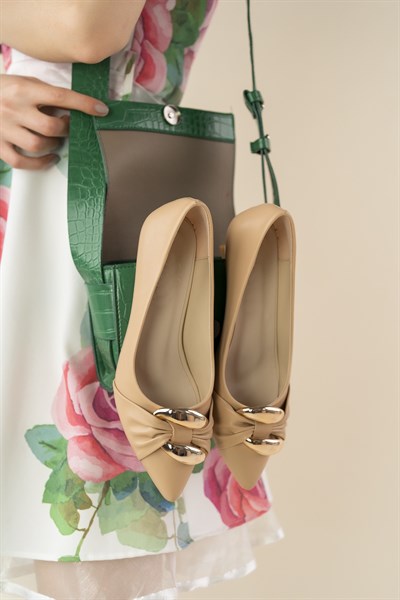 Tokalı Alçak Topuklu NUDE