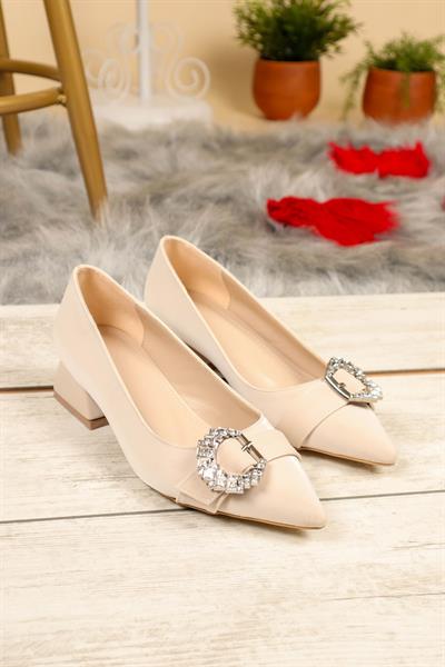 Tokası Taşlı Alçak Topuklu Babet TEN